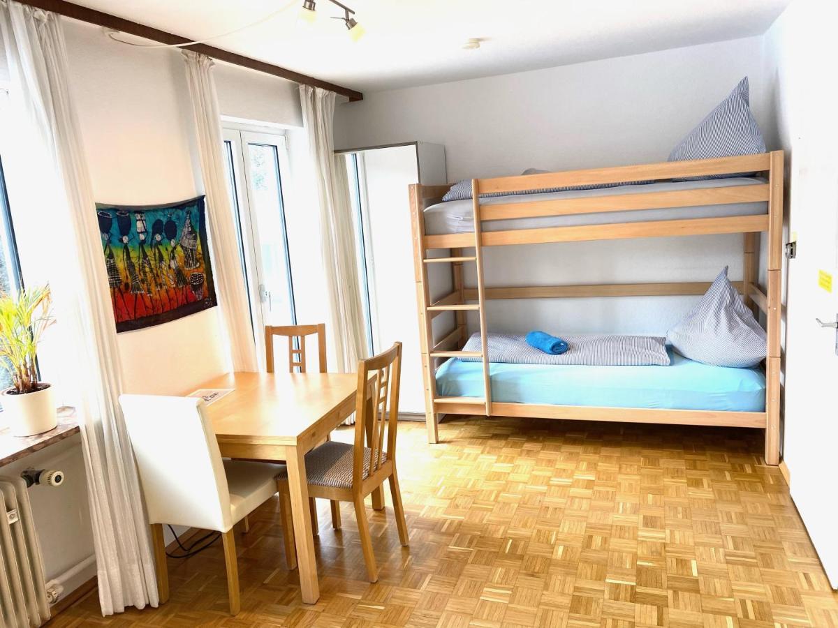 Gemütliches Privatzimmer / Garten / in geteilten Haus / nahe München Zentrum Exterior foto