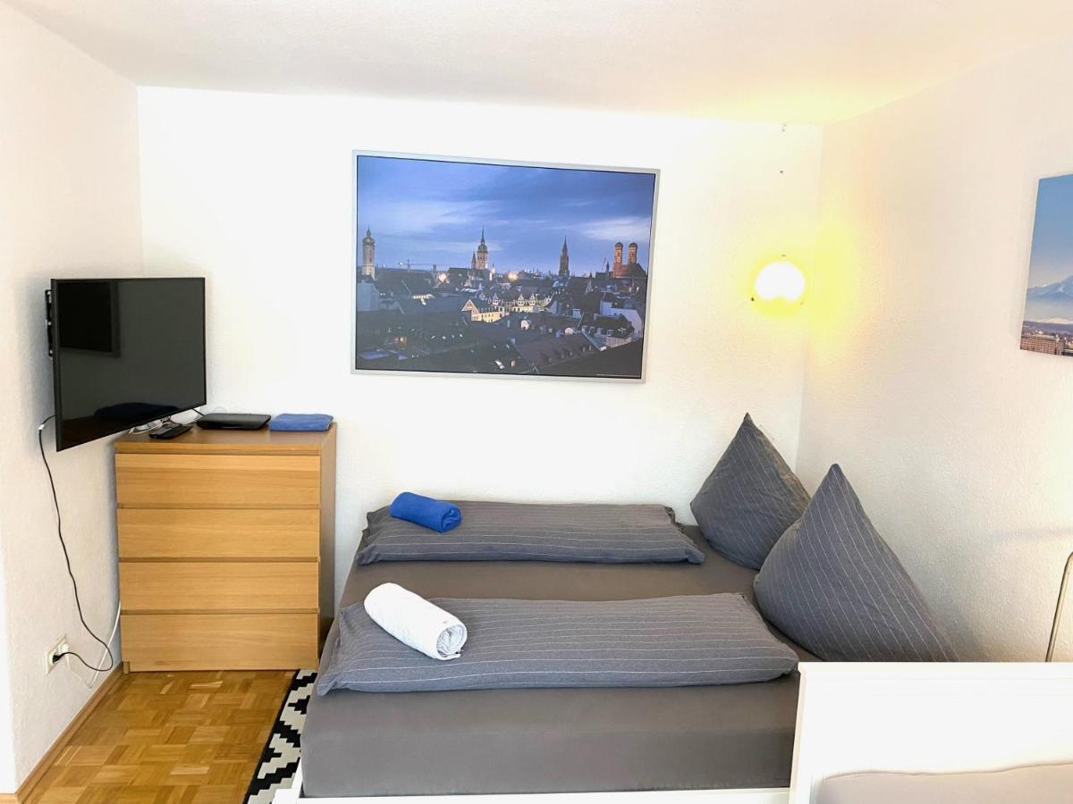 Gemütliches Privatzimmer / Garten / in geteilten Haus / nahe München Zentrum Exterior foto