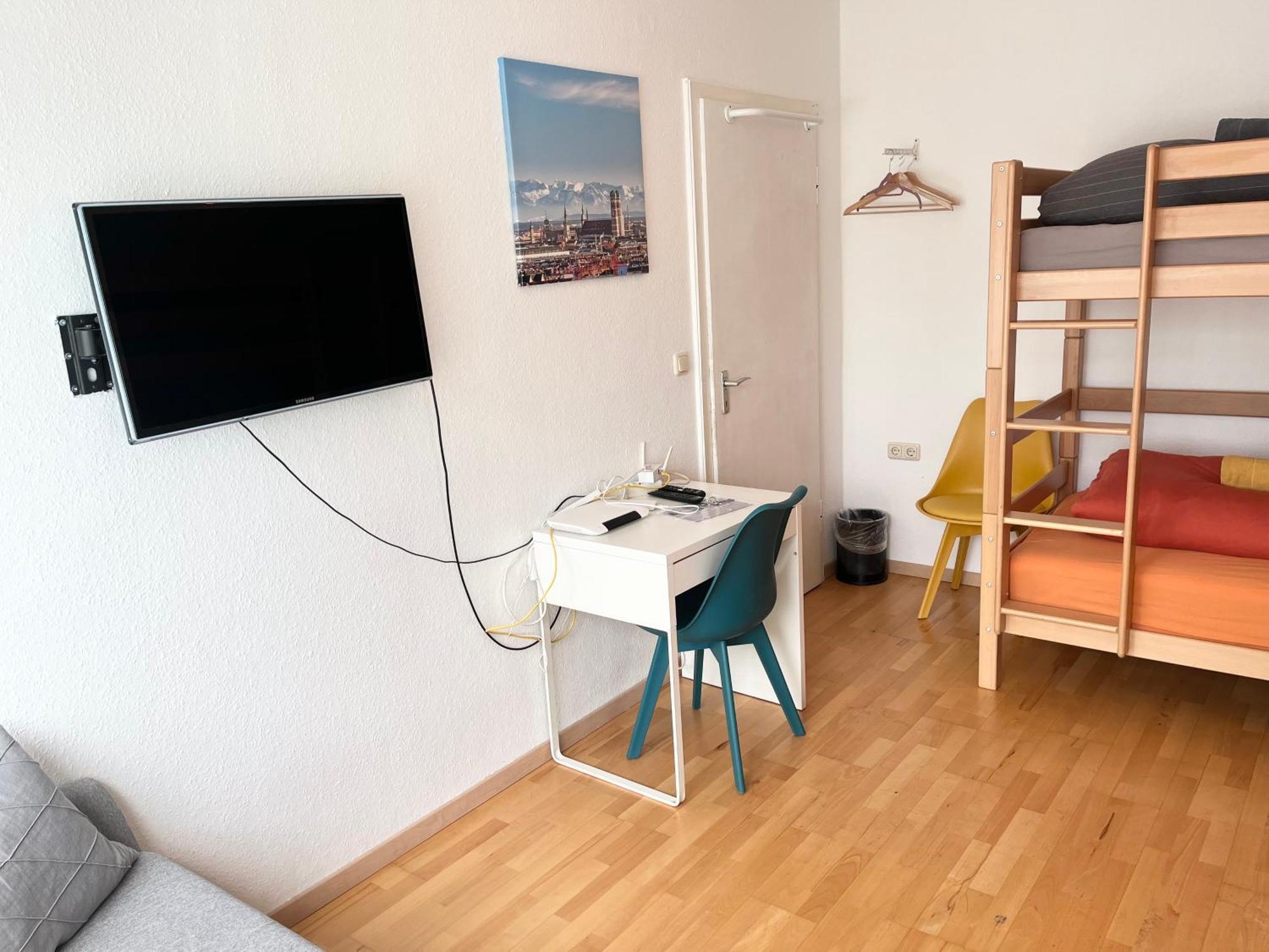 Gemütliches Privatzimmer / Garten / in geteilten Haus / nahe München Zentrum Exterior foto
